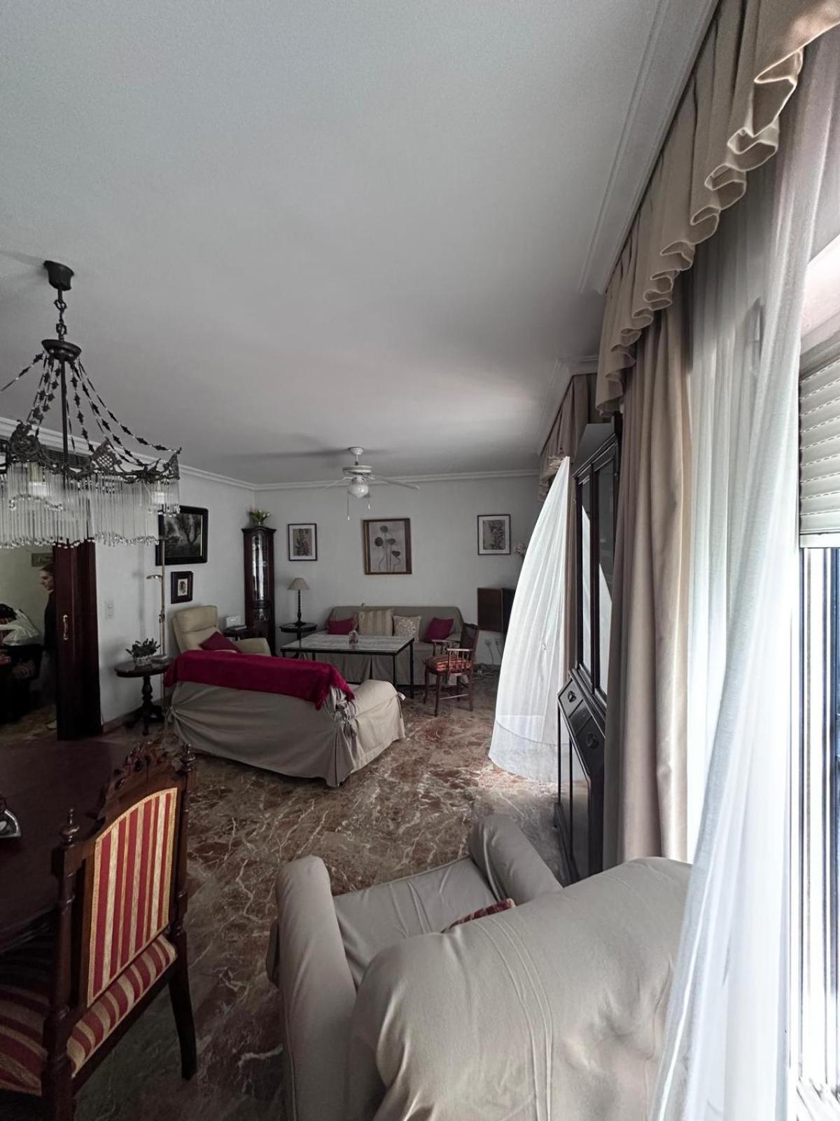 Amplio Apartamento Plaza Nueva Sevilla Buitenkant foto
